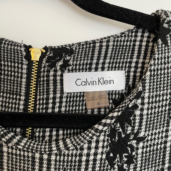 Calvin Klein dress - Picture 2 of 4